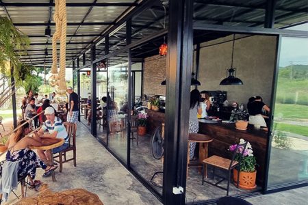 Cafe-Hua-Hin-Ambiance